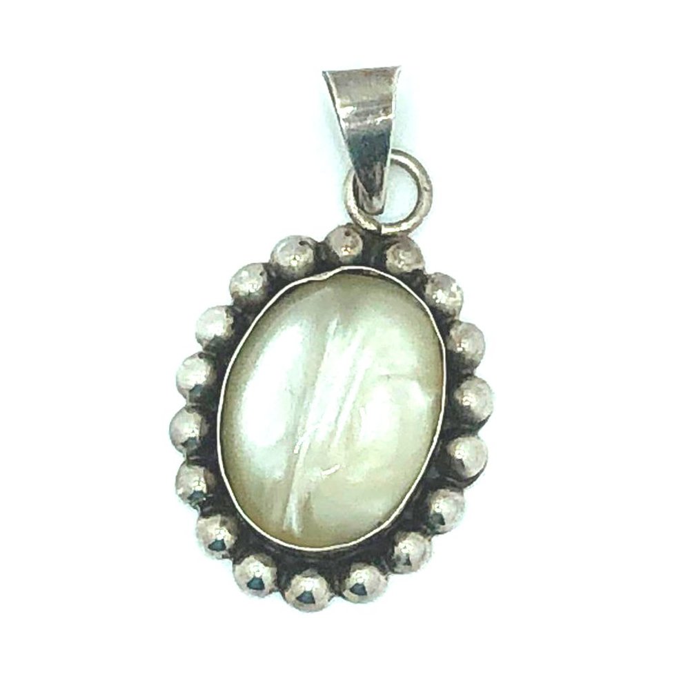 White Mother of Pearl Sterling Pendant 925
